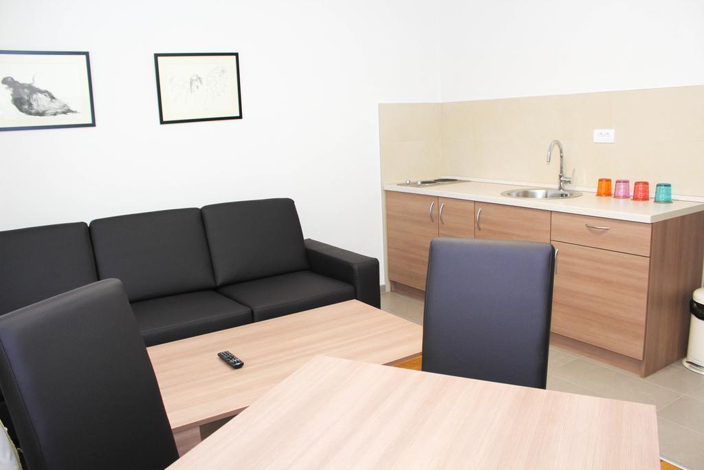 בלגרד Wake Up Apartments And Rooms מראה חיצוני תמונה