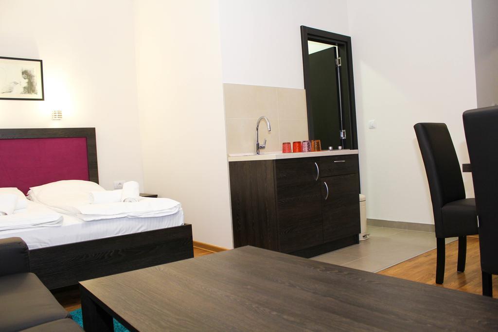 בלגרד Wake Up Apartments And Rooms מראה חיצוני תמונה